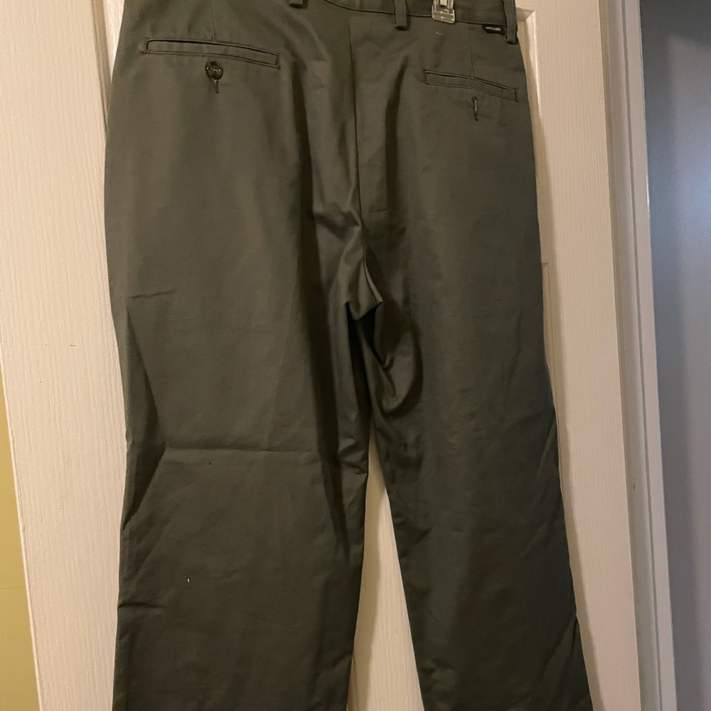 New without tags Dockers Khakis W 36 L 30